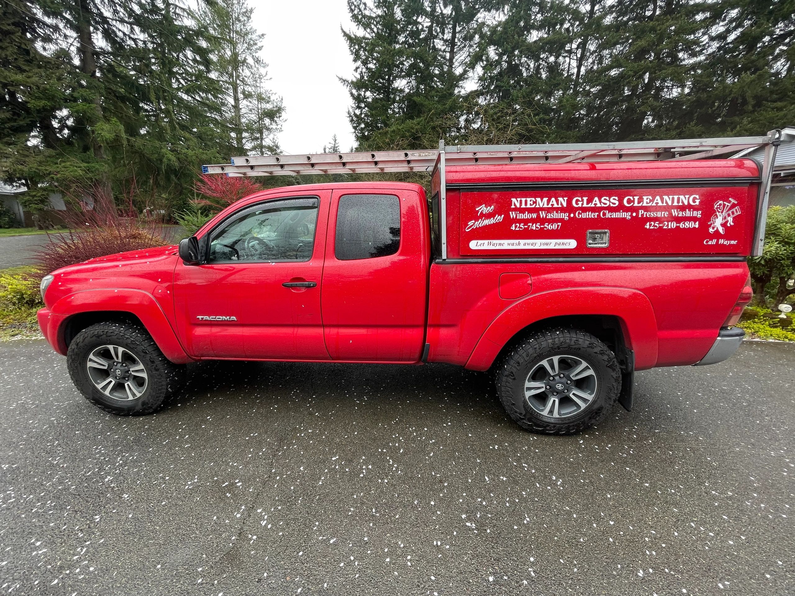 Nieman Glass Cleaning service truck